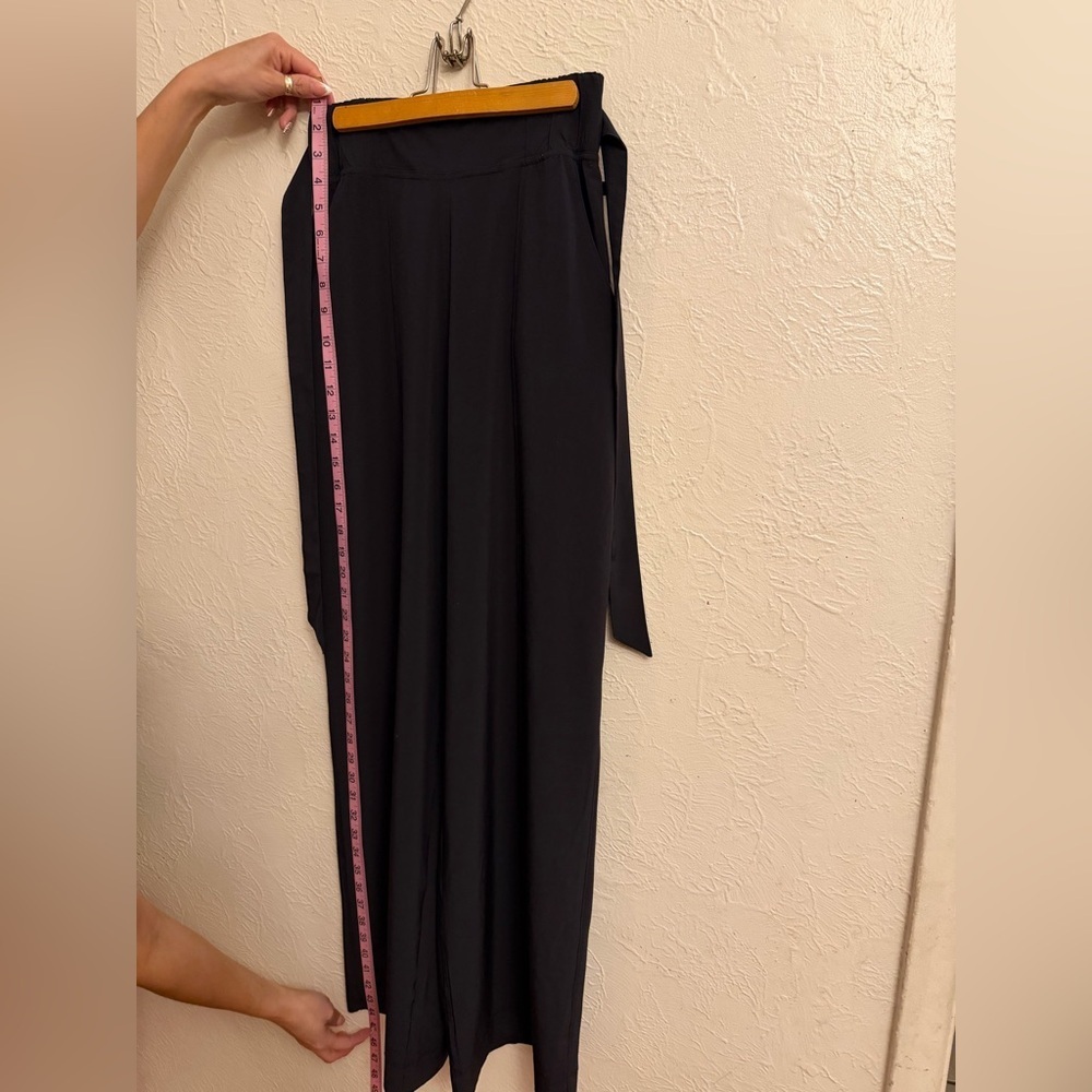 Lululemon Athletica pants - Picture 10 of 10